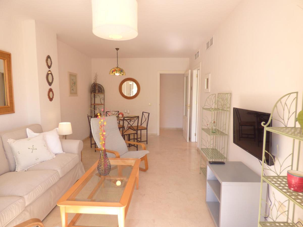 Puerto Azul - Eaw Homes Marbella